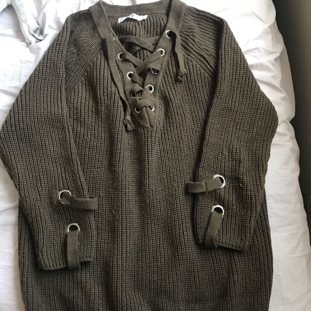 Vici Collection Laced up Sweater M/L
